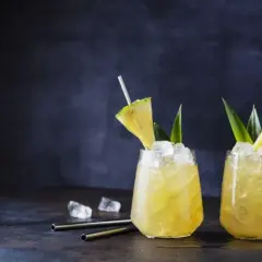 Jak przygotować flirtini drink – przepis na wyjątkowy koktajl