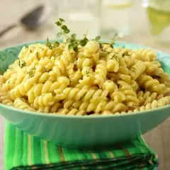 Jak przygotować pyszne spaghetti 4 sery z kremowym sosem serowym