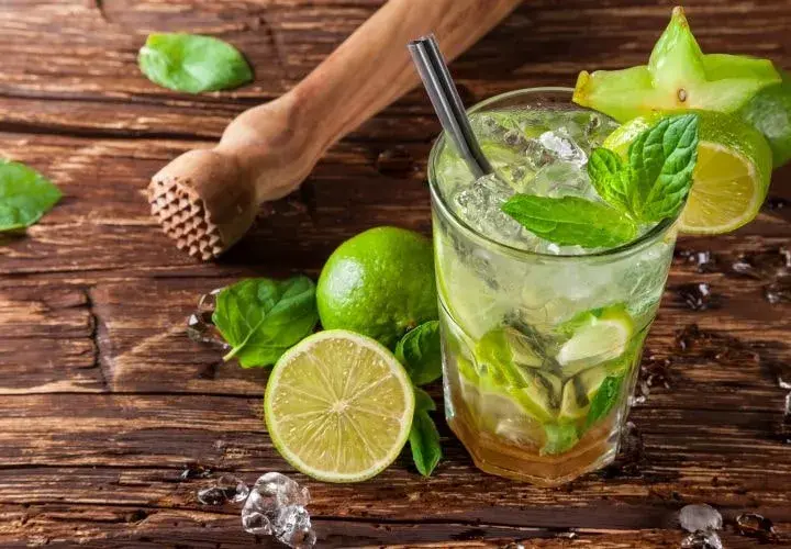 Mojito drink ile procent? Zaskakujące różnice w zawartości alkoholu