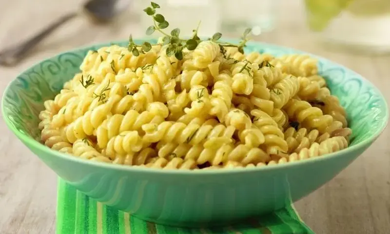 Jak przygotować pyszne spaghetti 4 sery z kremowym sosem serowym