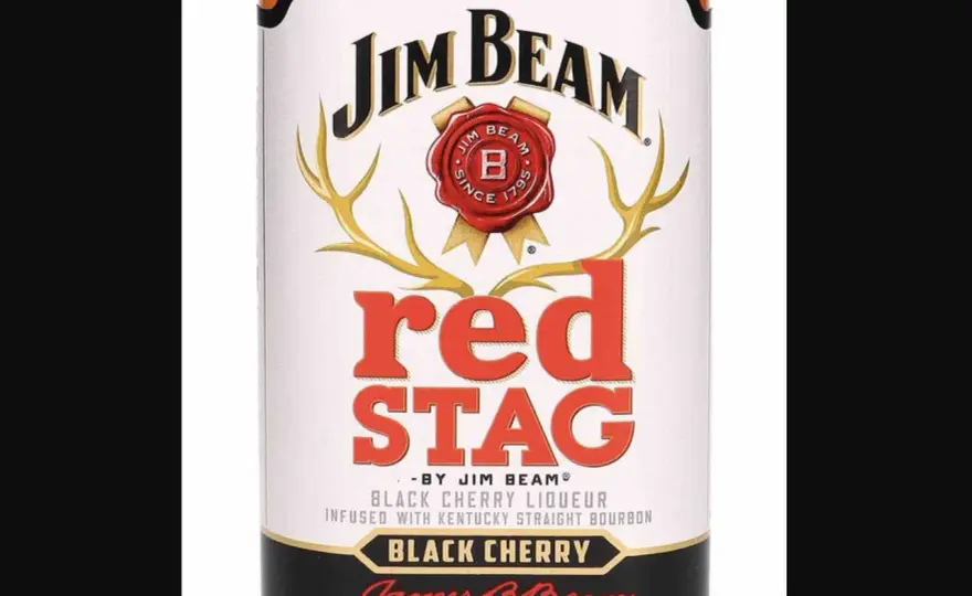 Red Stag drink – odkryj wyjątkowy smak bourbonu z wiśnią