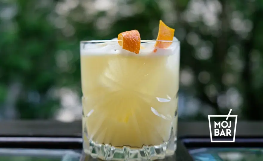 Whisky sour drink - prosty przepis na klasyczny koktajl z whisky
