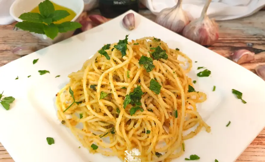Spaghetti aglio olio Kwestia Smaku - prosty przepis na smakowite danie