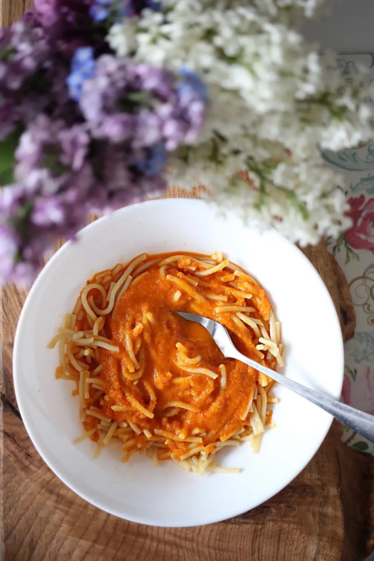 Zdjęcie Pyszne spaghetti bez mięsa przepisy, które zachwycą każdego wegetarianina